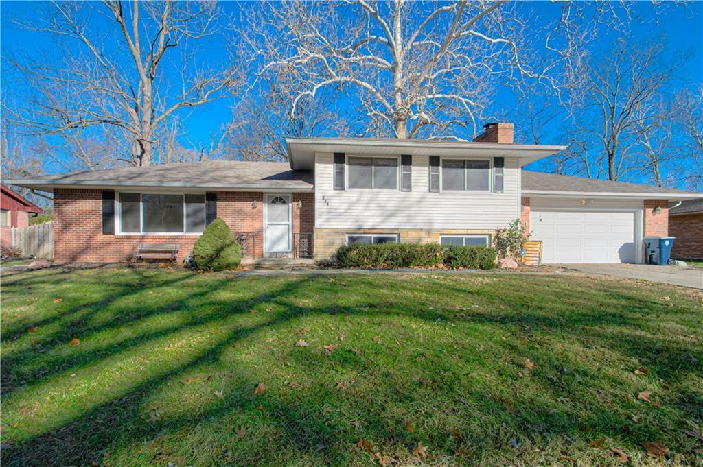 Property Photo:  414 NW 58th Street  MO 64118 