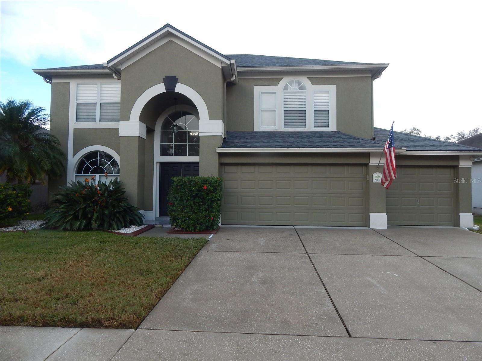 Property Photo:  915 Ekana Green Court  FL 32765 