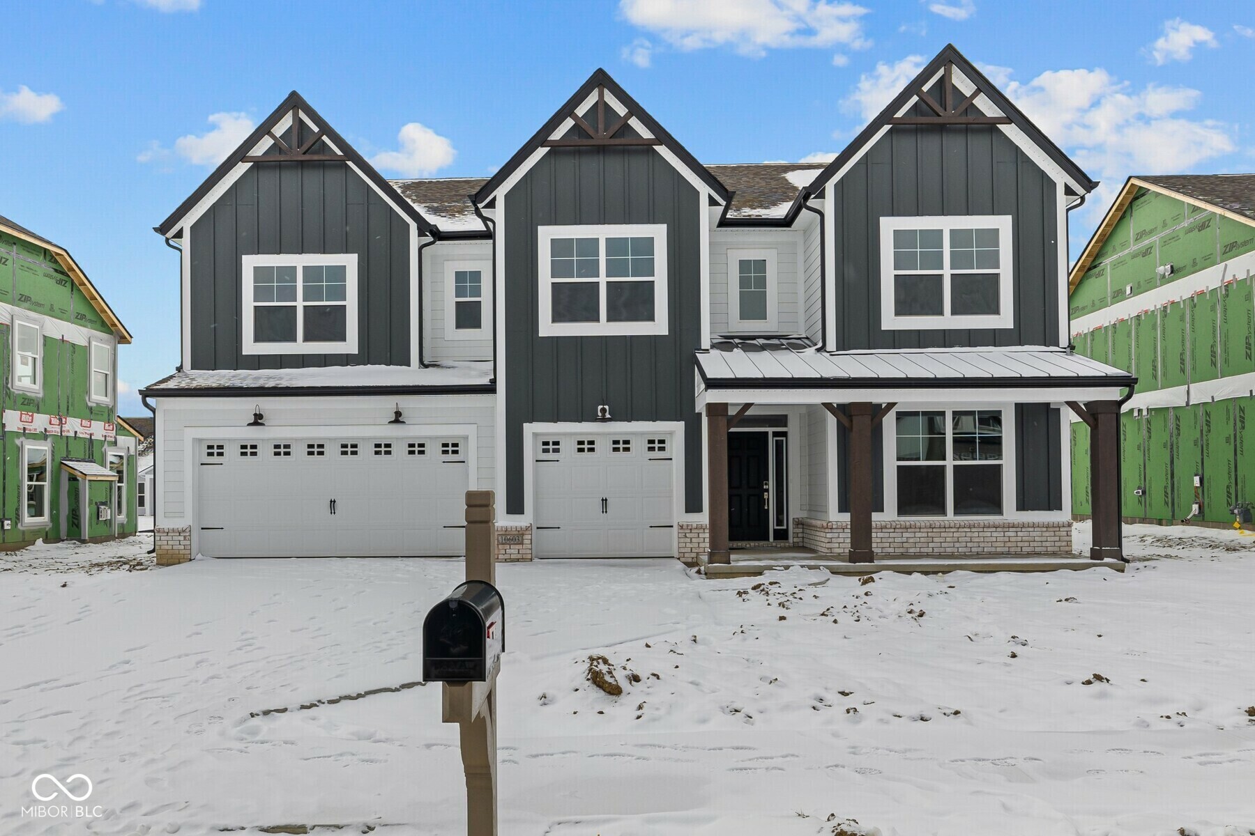 Property Photo: 10603 Banyan Wood Court IN 46239