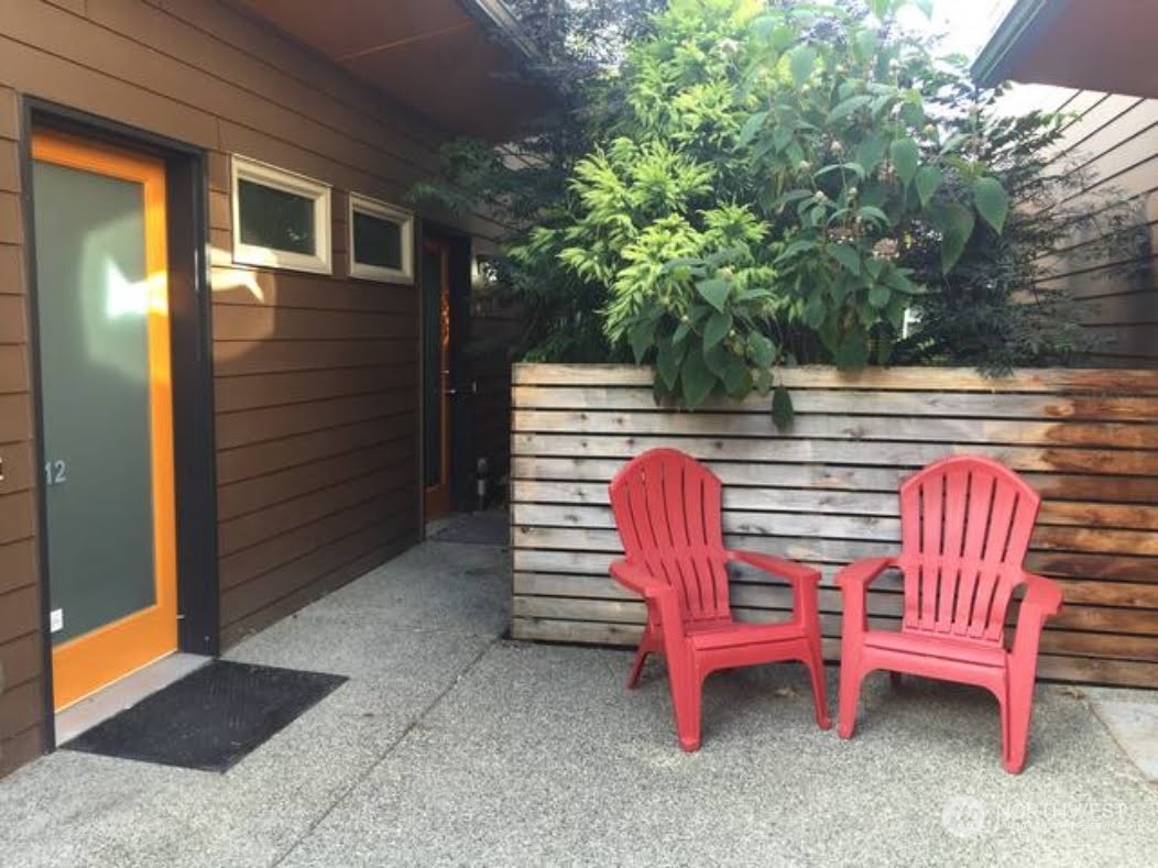 Property Photo:  914  26th Avenue S  WA 98144 