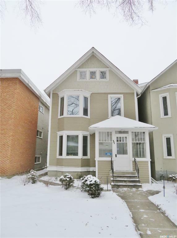 Property Photo:  526 4th Avenue N  SK S7K 2M7 