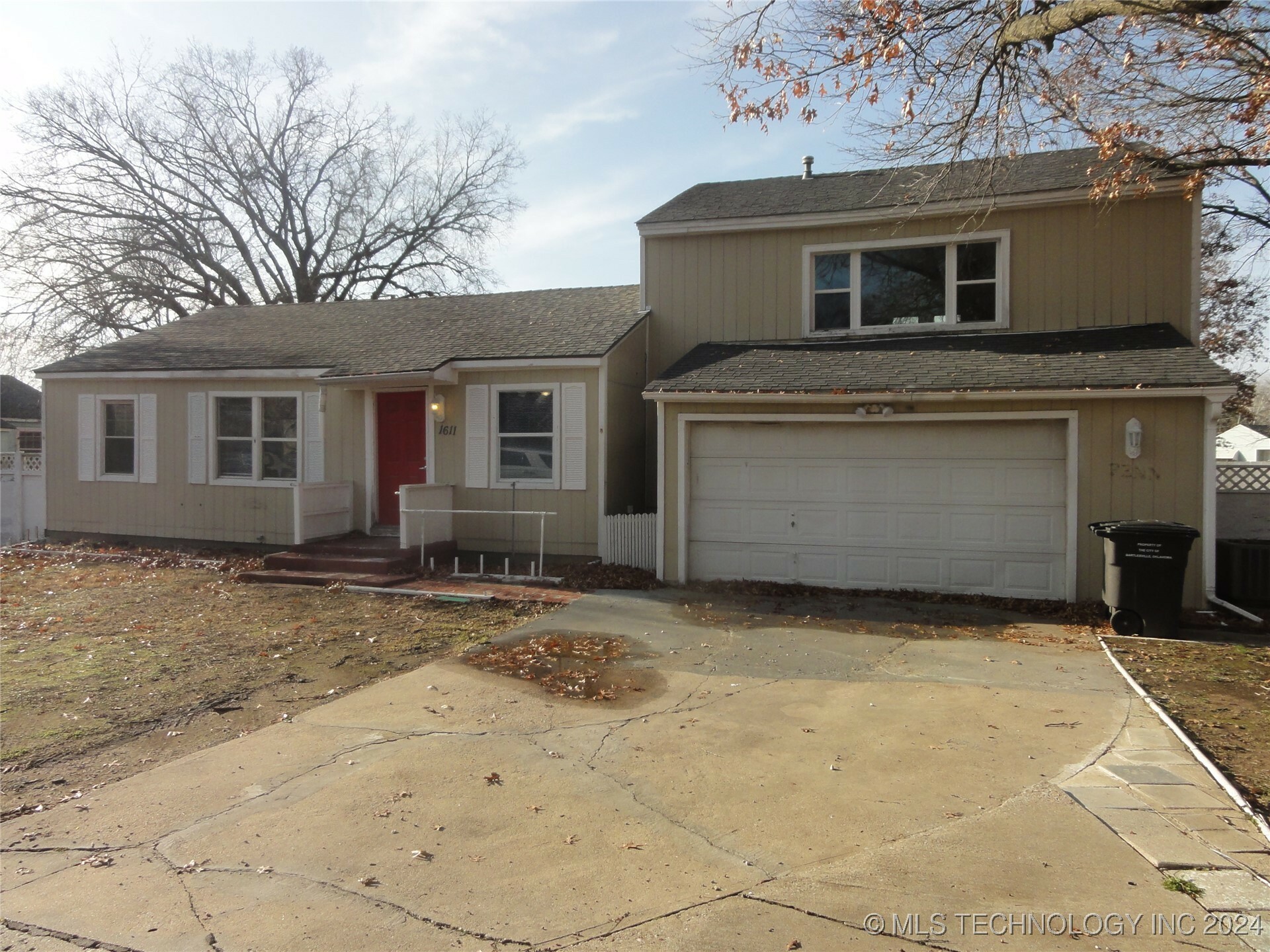 Property Photo:  1611 S Penn  OK 74003 