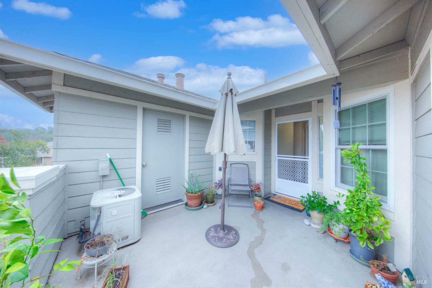 Property Photo:  61 Bridle Path Lane  CA 94945 