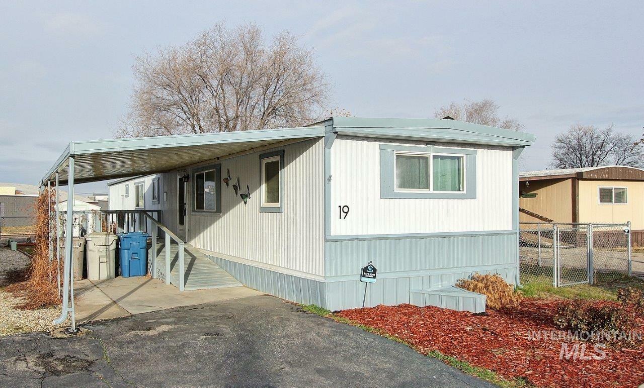 Property Photo:  2205 E Linden St. 19  ID 83605 