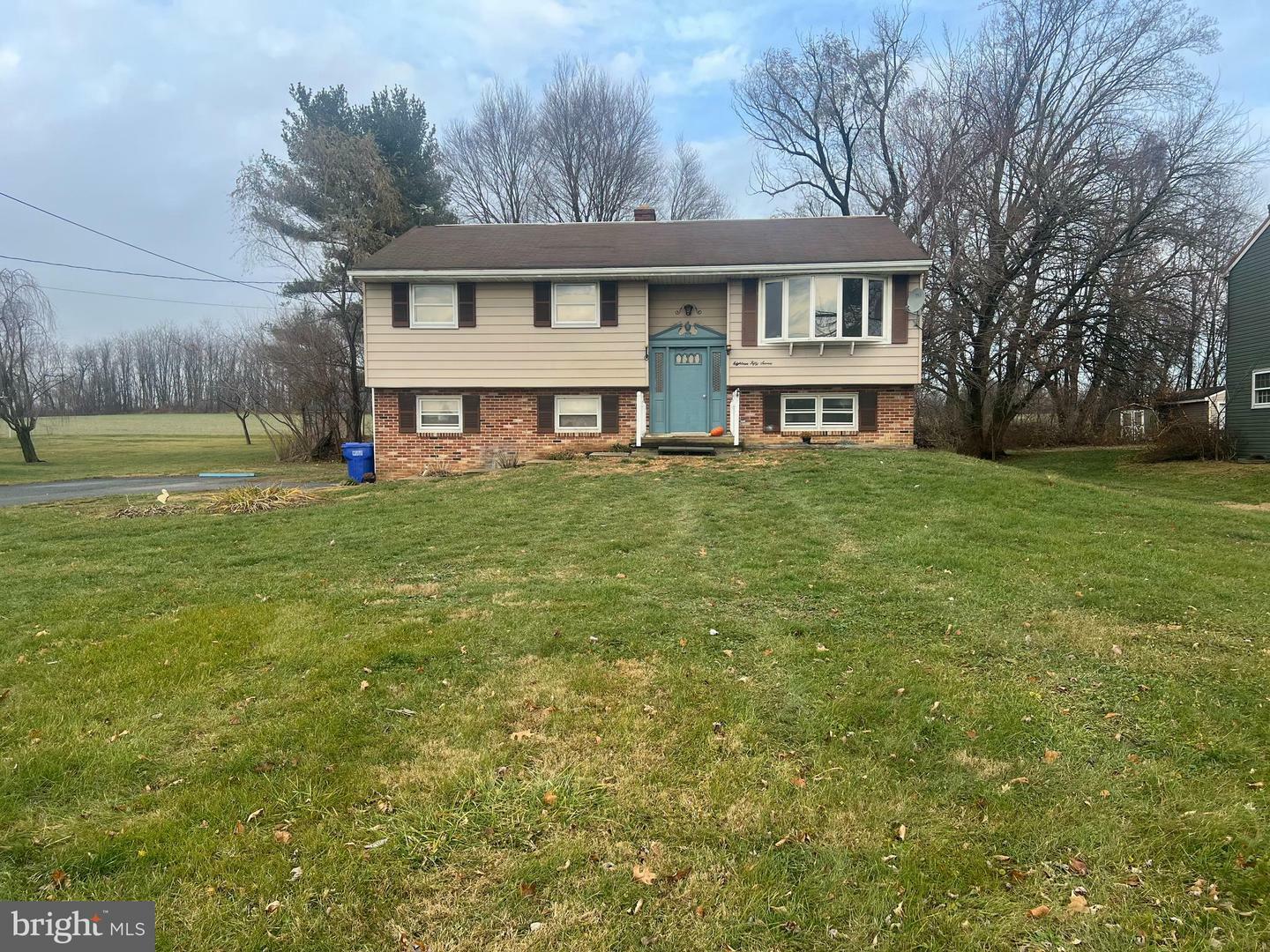 Property Photo:  1857 Rockvale Road  PA 17602 