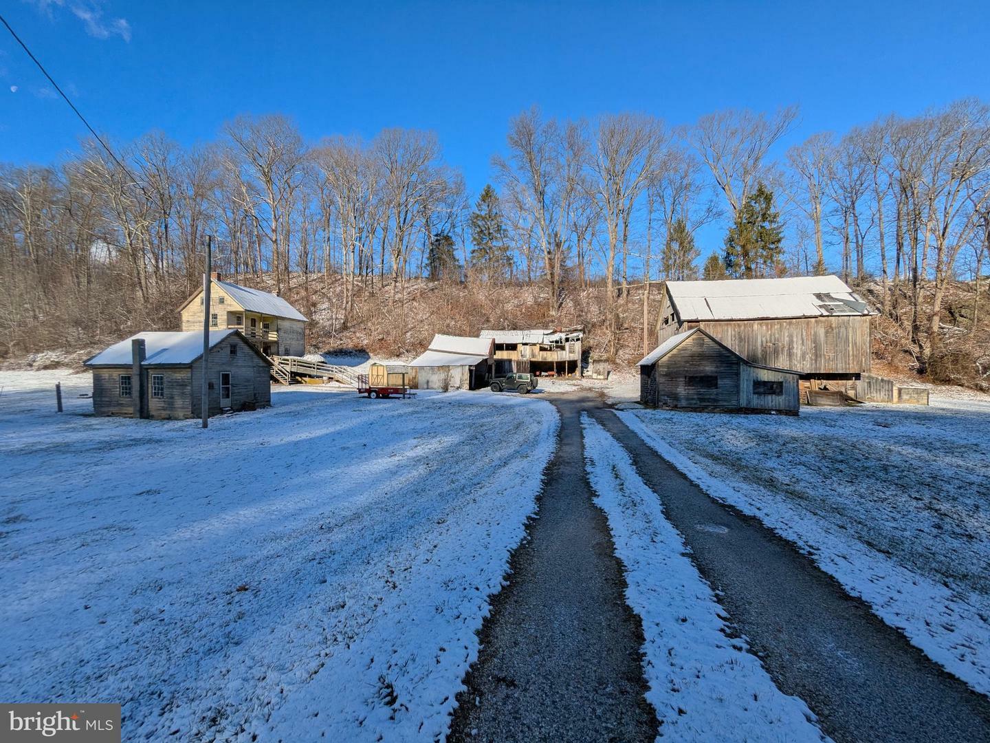 Property Photo:  14853 Bonnair Road  PA 17327 