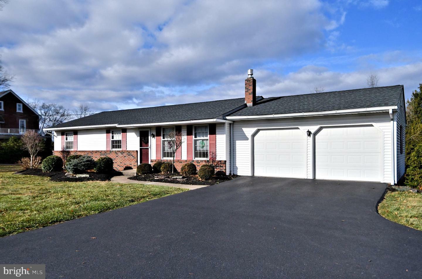 Property Photo:  147 Telford Pike  PA 18969 