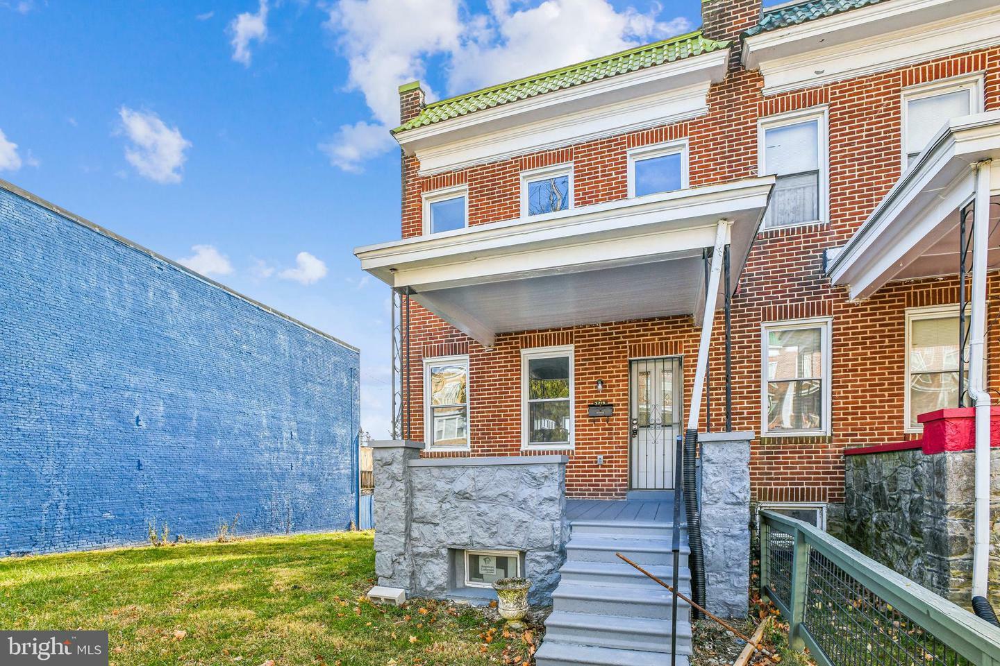 Property Photo:  3219 Presstman Street  MD 21216 