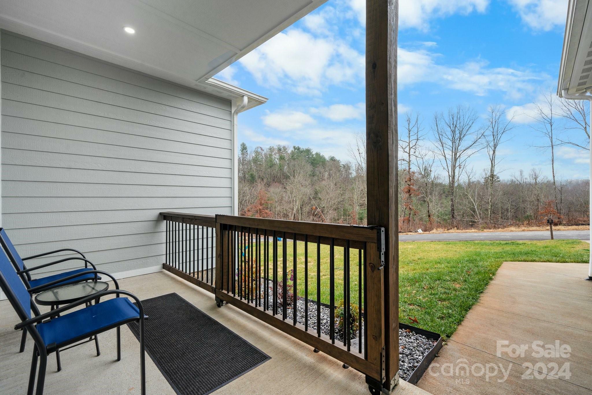 Property Photo:  2455 Saratoga Run  NC 28655 