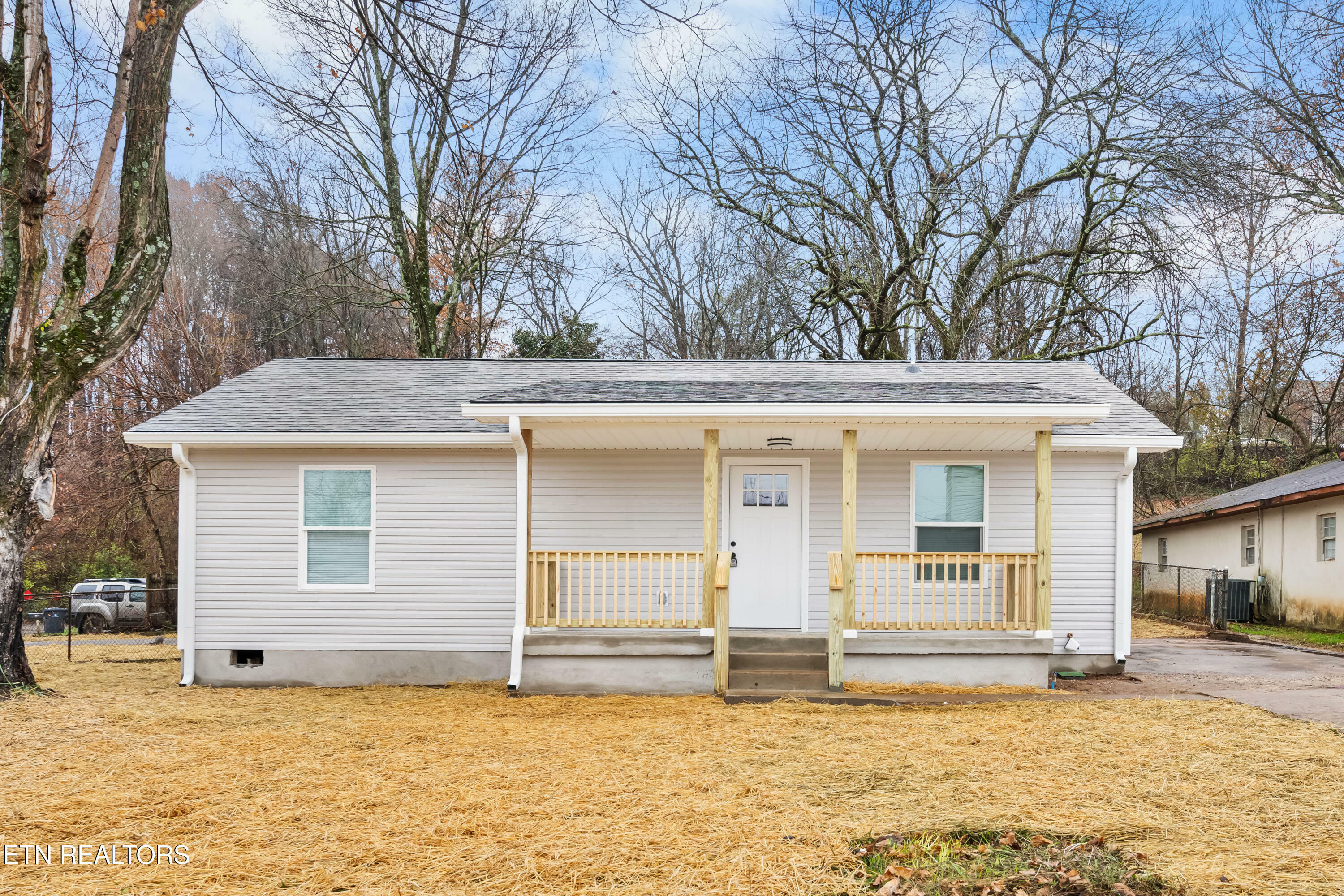 Property Photo:  302 Susong Drive  TN 37912 