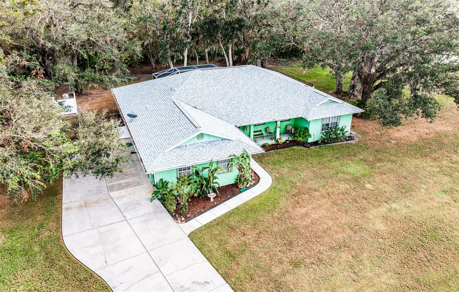 Property Photo:  1496 Palm View Road  FL 34240 