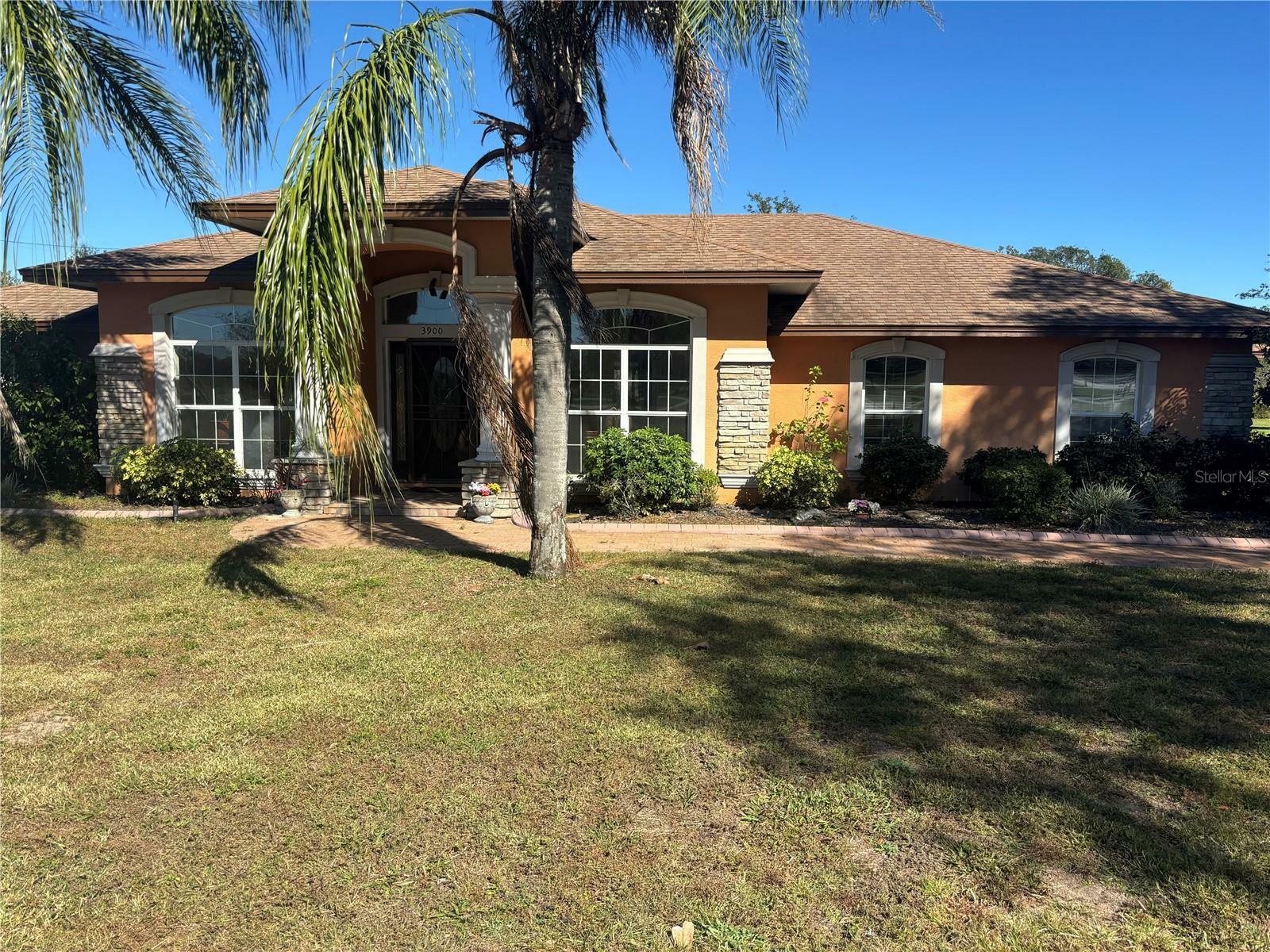 Property Photo:  3900 County Road 557A  FL 33868 