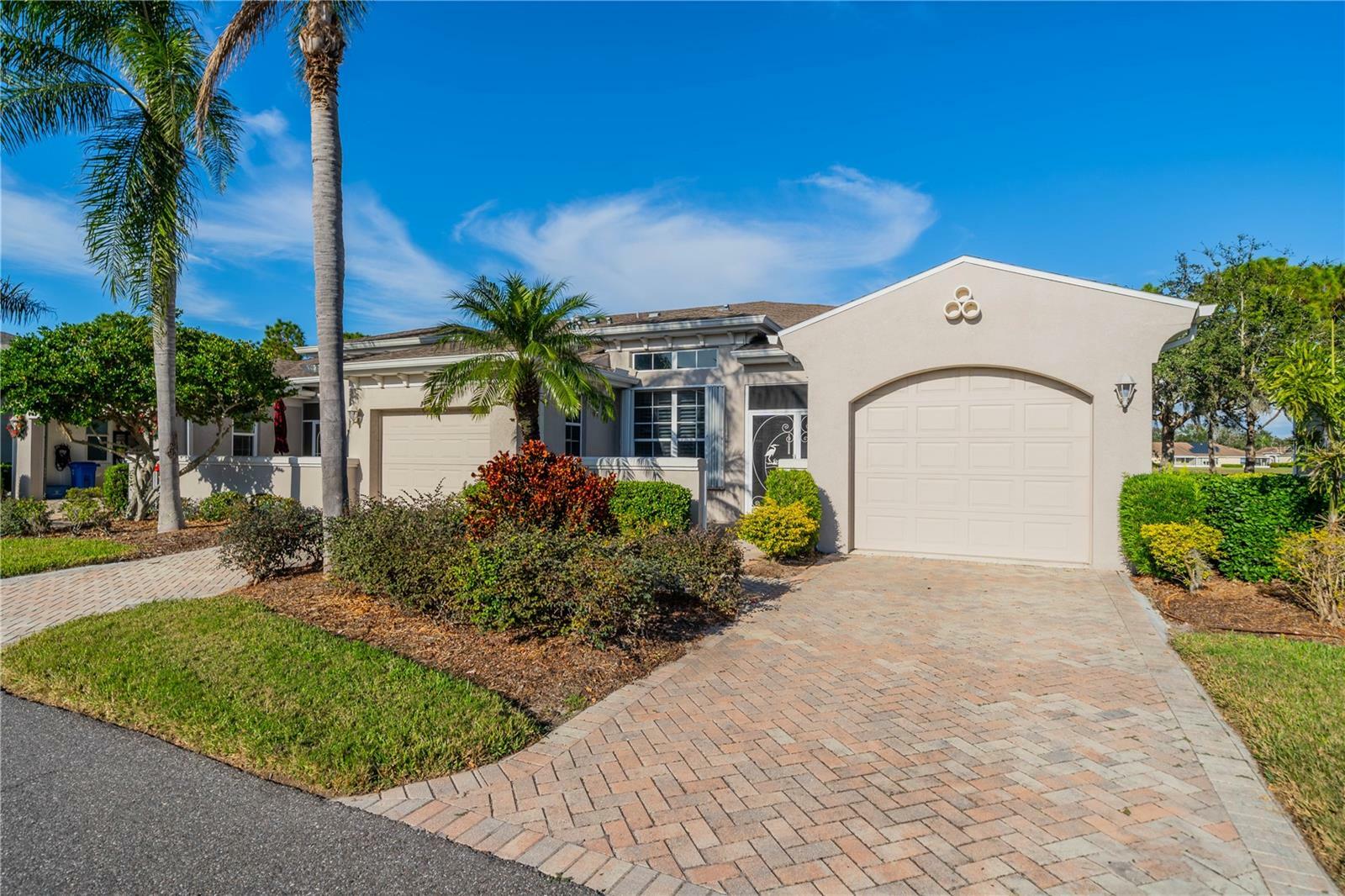Property Photo: 2463 Kensington Greens Drive FL 33573