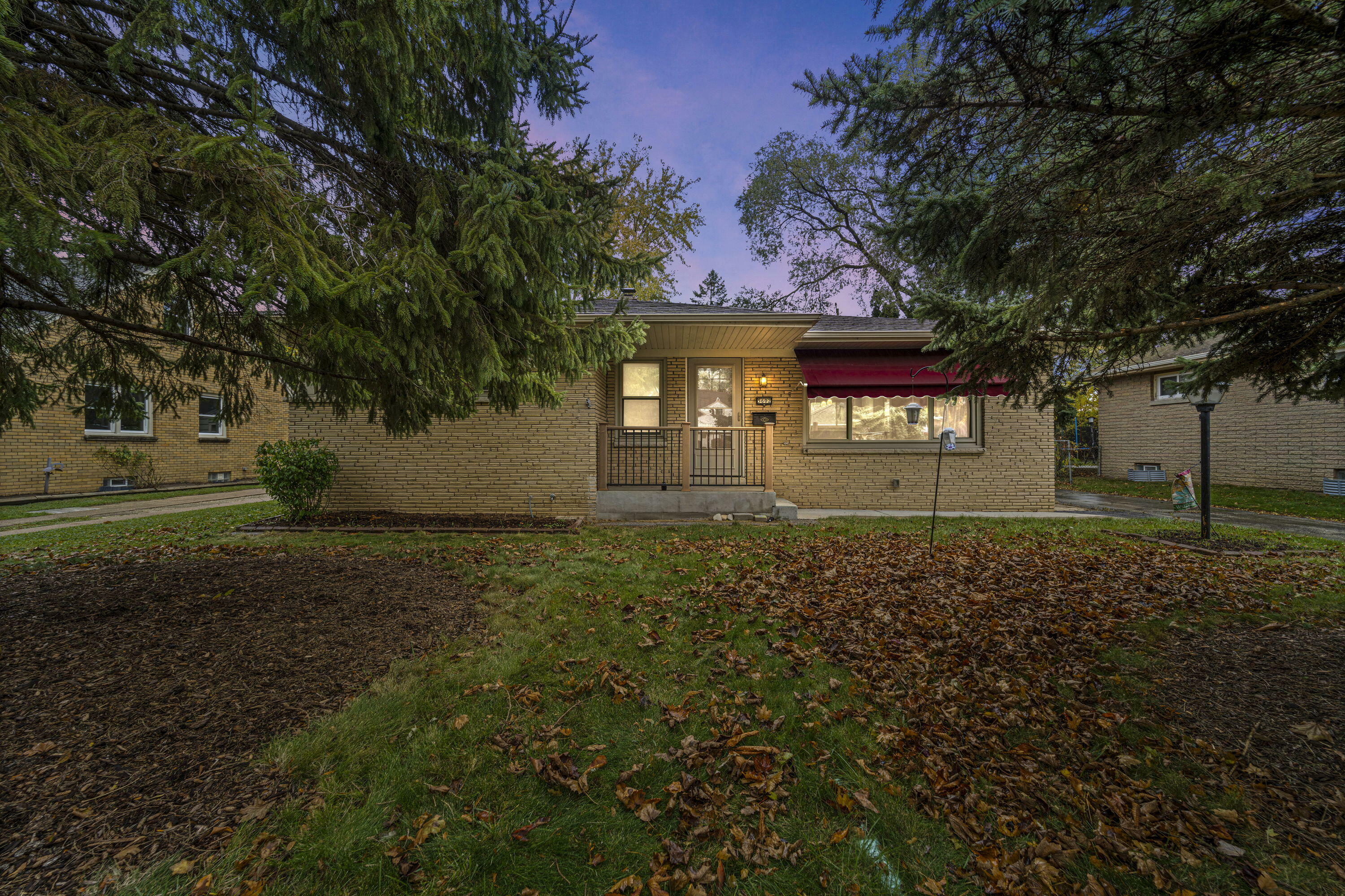 5602 S Trinthammer Ave  Cudahy WI 53110 photo