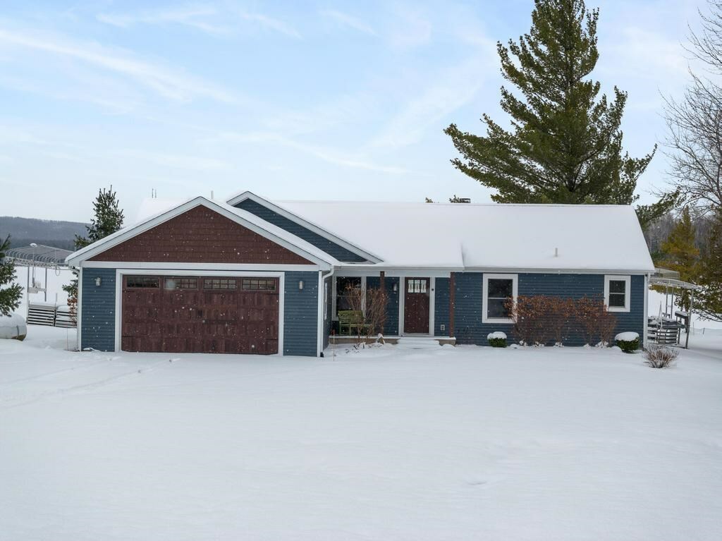 Property Photo:  6412 S Beach  MI 49706 