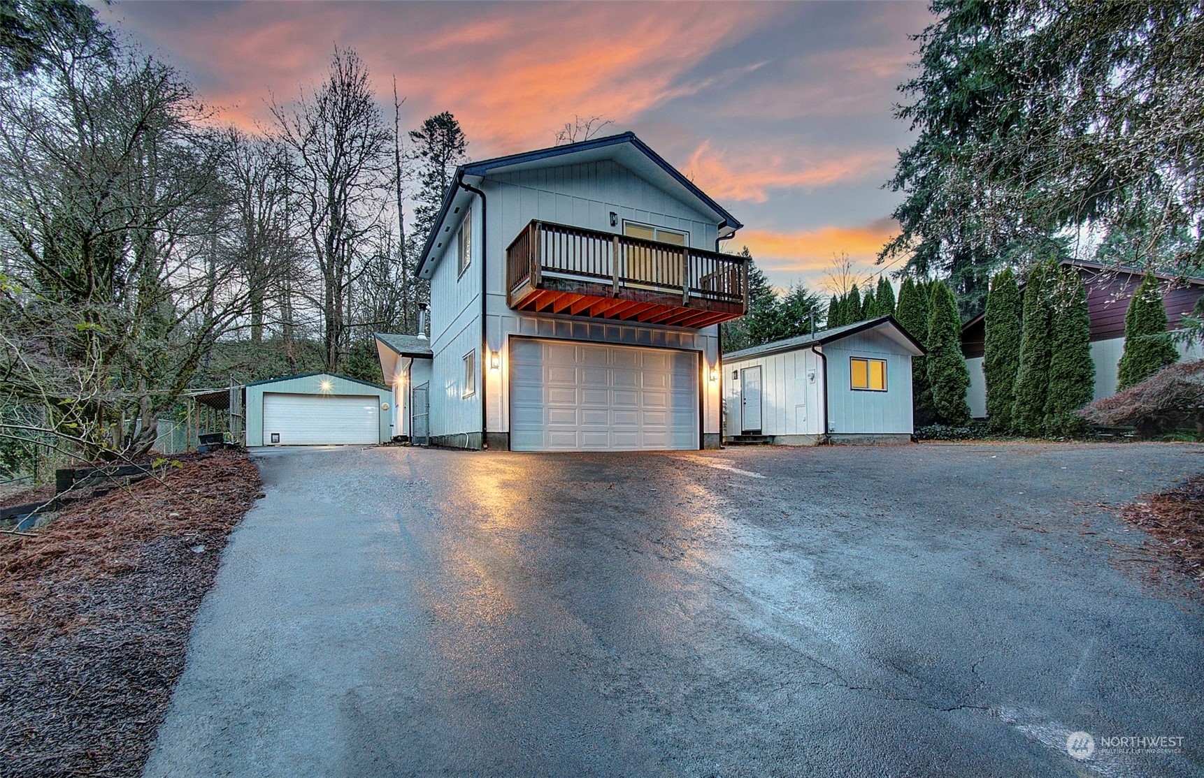 Property Photo:  131  Inglewood Drive  WA 98632 