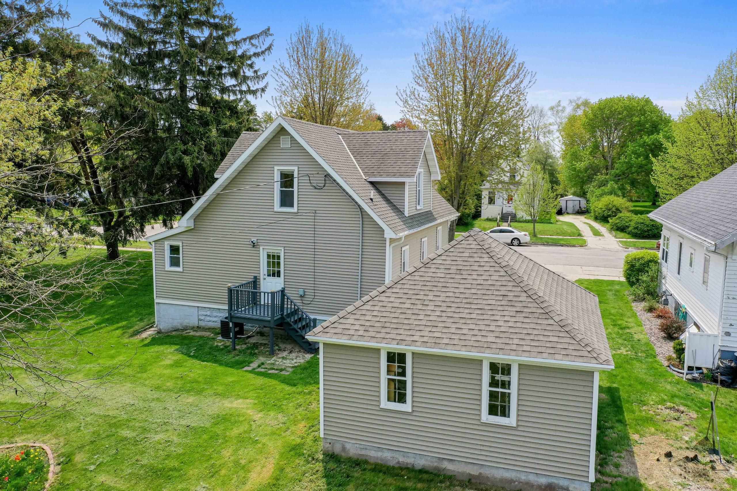 Property Photo:  707 Rose Street  WI 54216 