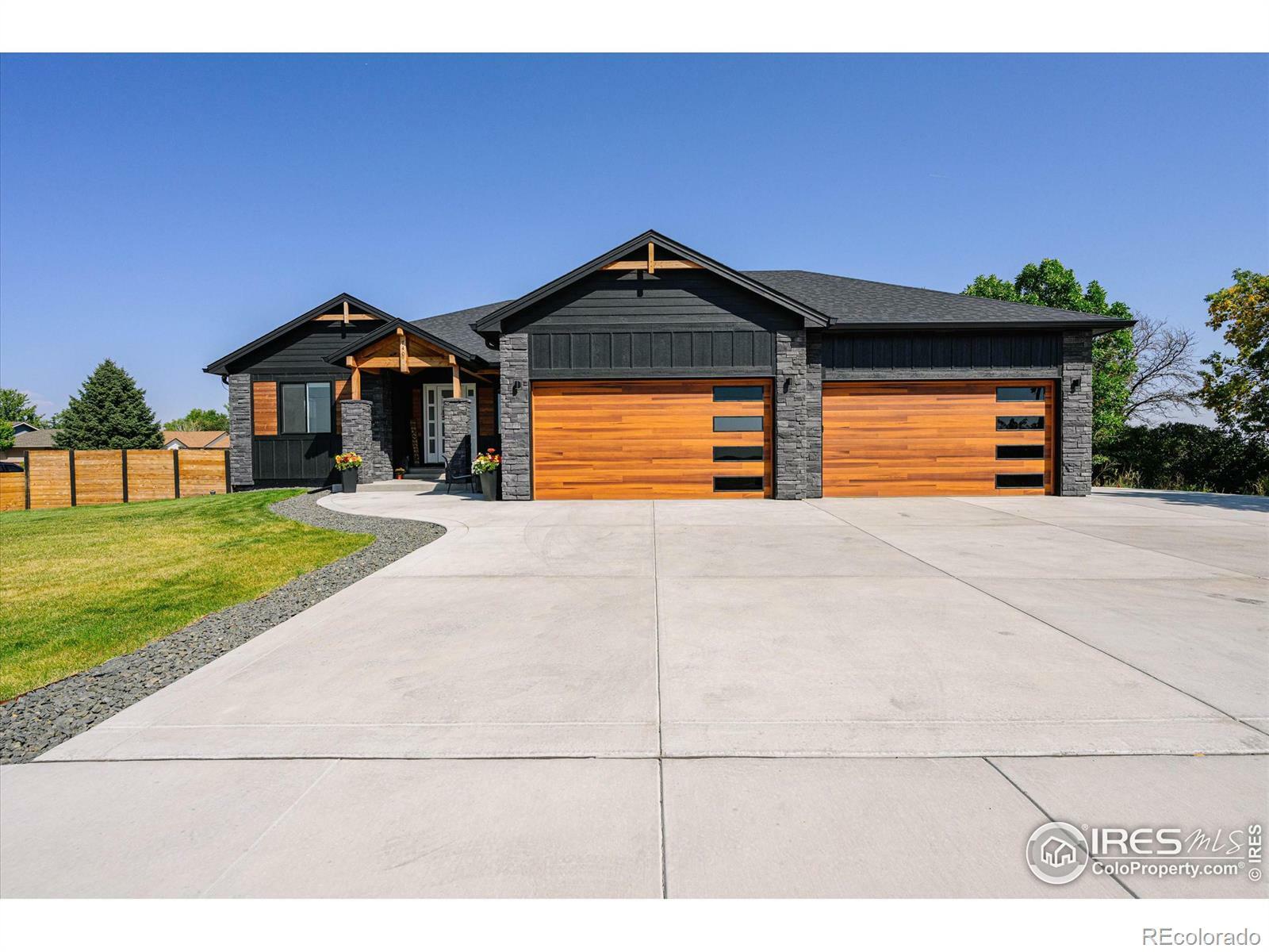 Property Photo:  740 W County Road 10 E  CO 80513 