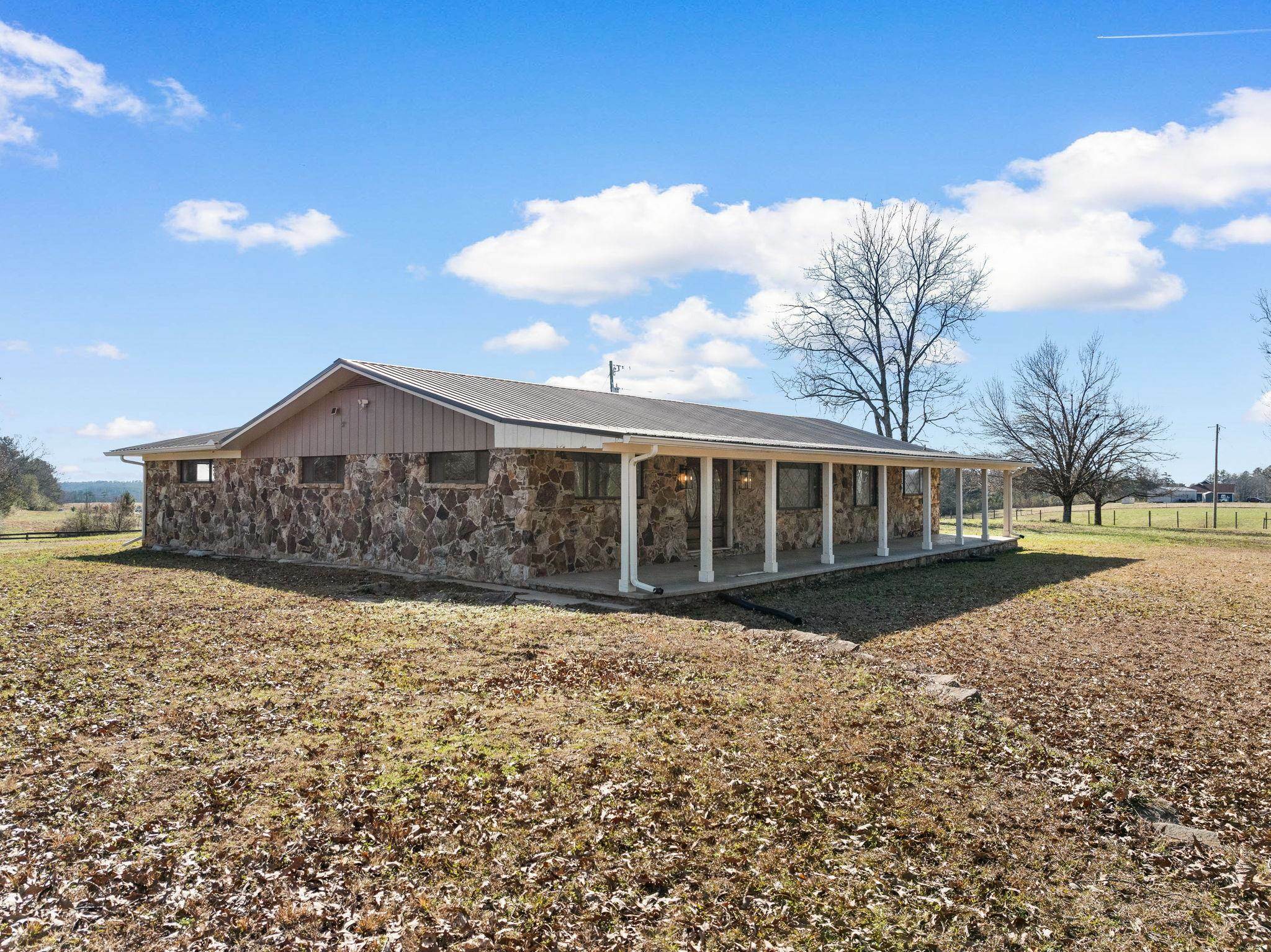 Property Photo:  1257 Co Rd 62  AL 35033 