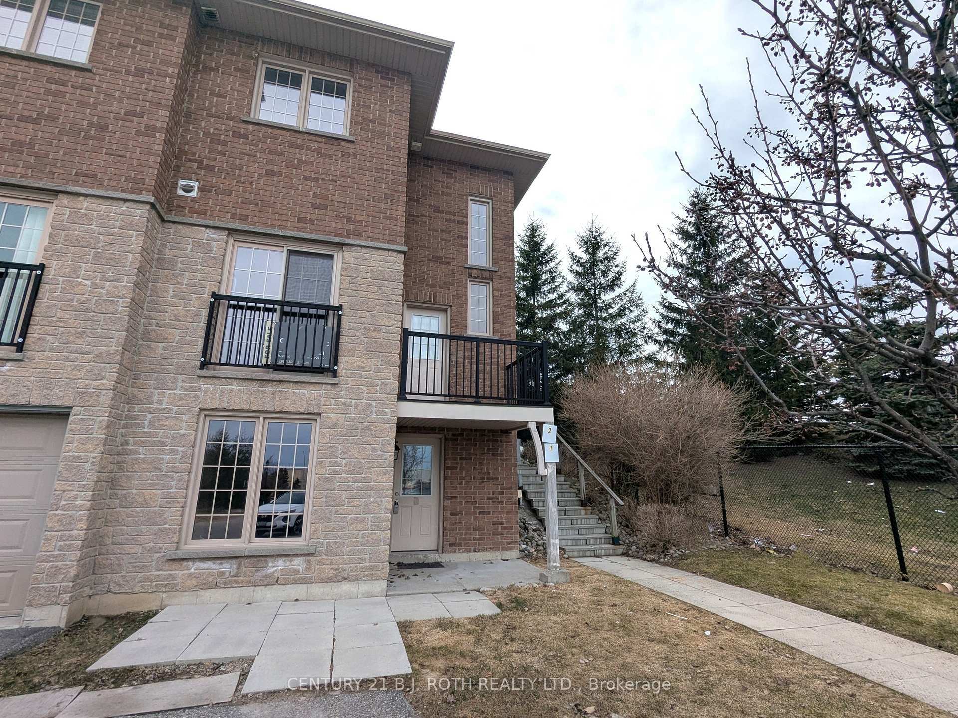 Property Photo: 175 Stanley Street 1 &Amp 2 ON L4M 0G2