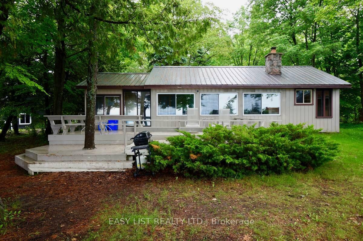 Property Photo: 1536 Tiny Beaches Road N ON L9M 0J2