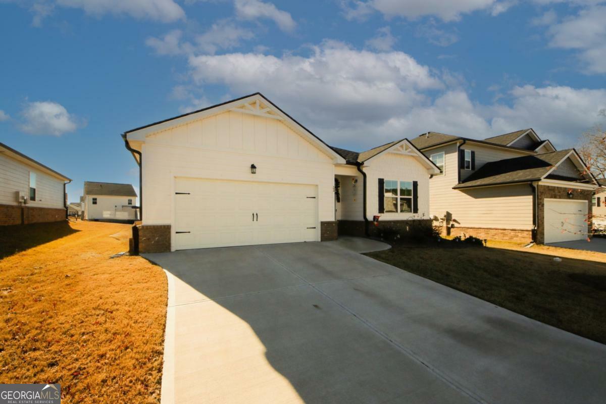 Property Photo:  22 Moultrie Court  GA 30548 