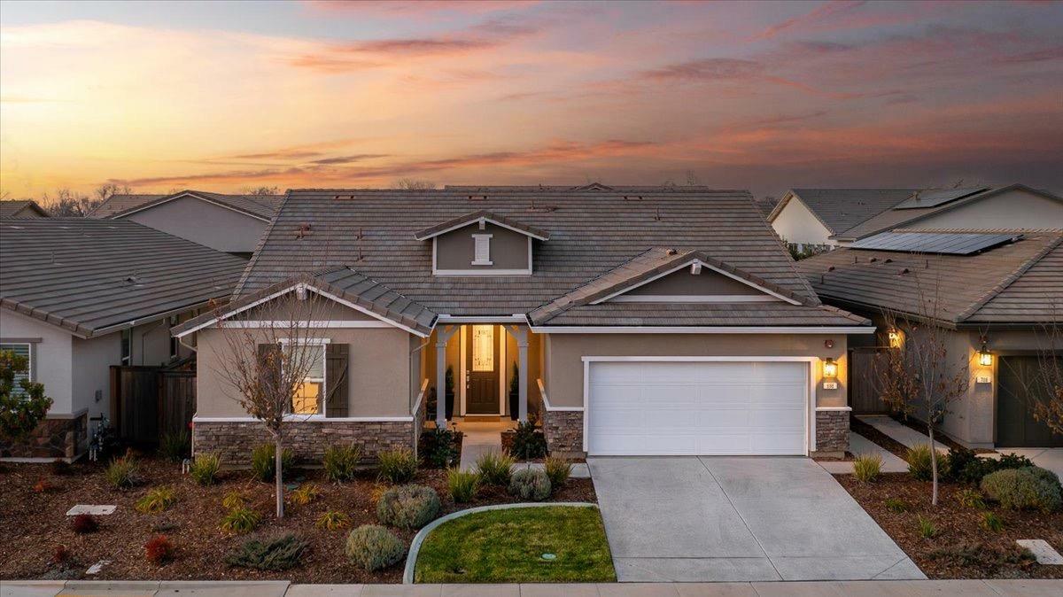 Property Photo:  696 Riley Way  CA 95648 