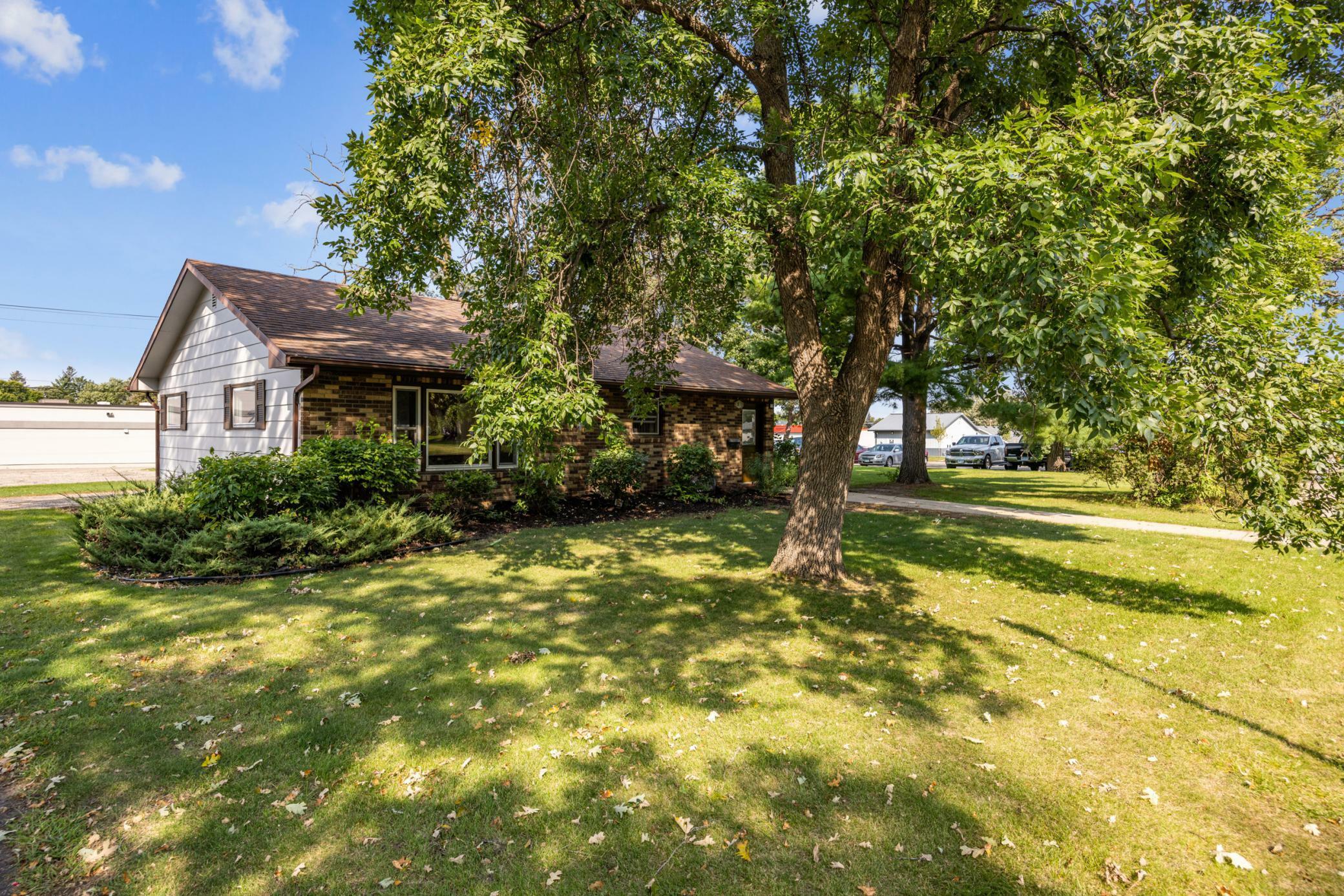 Property Photo:  1310 Hawthorne Street  MN 56308 