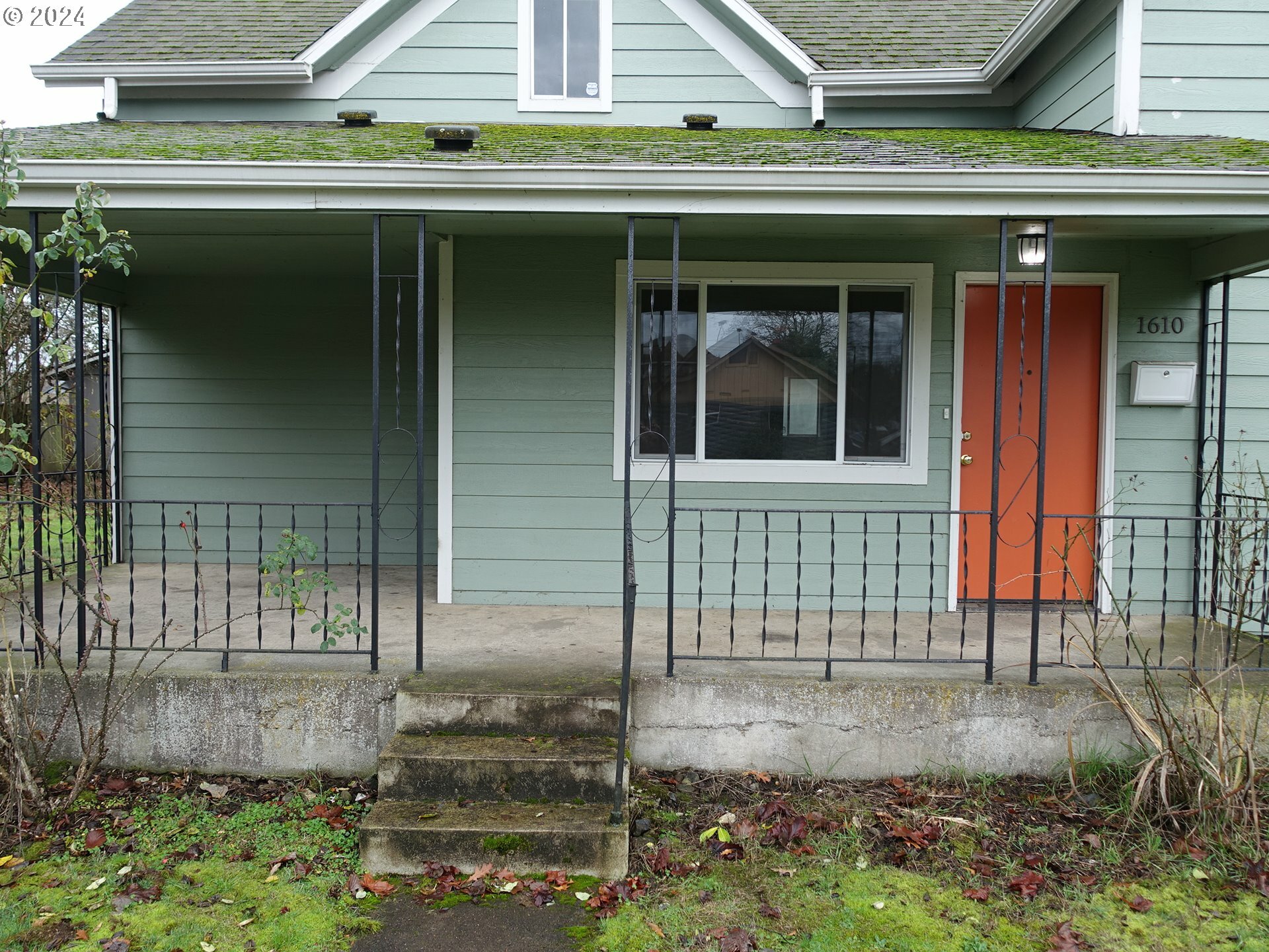 Property Photo:  1610 Bellevue St SE  OR 97301 