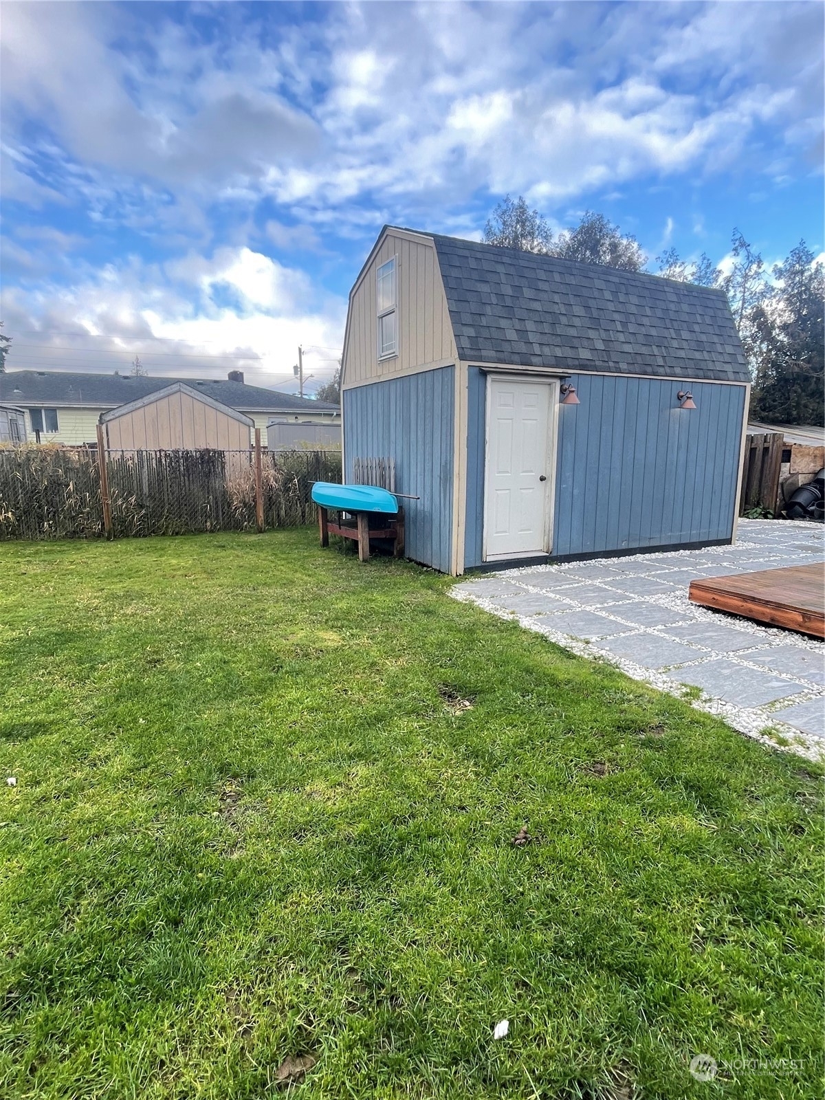 Property Photo:  1003 S 20th Street  WA 98274 