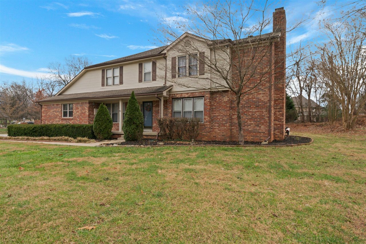 Property Photo:  712 Drakesborough Drive  KY 42103 