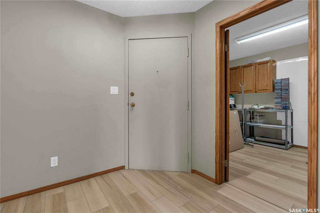 Property Photo:  561 Broadway Street W 309  SK S0G 1S0 