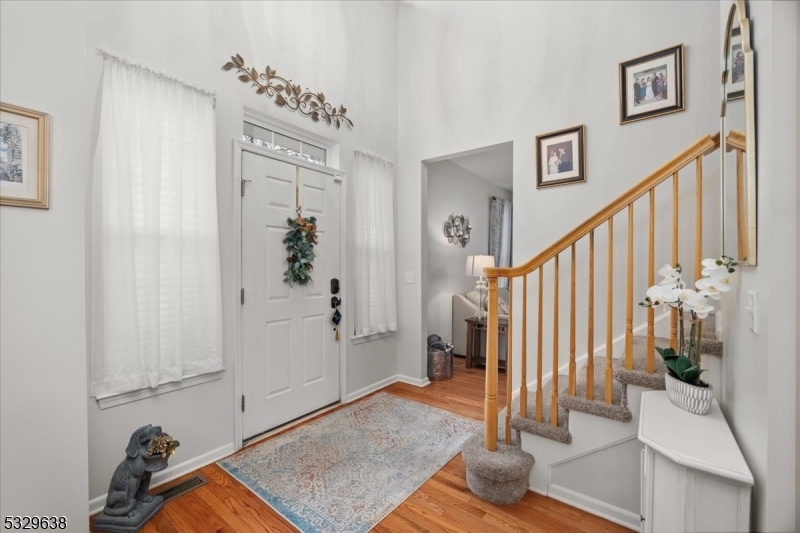 Property Photo:  1135 Highland Ct  NJ 08886 