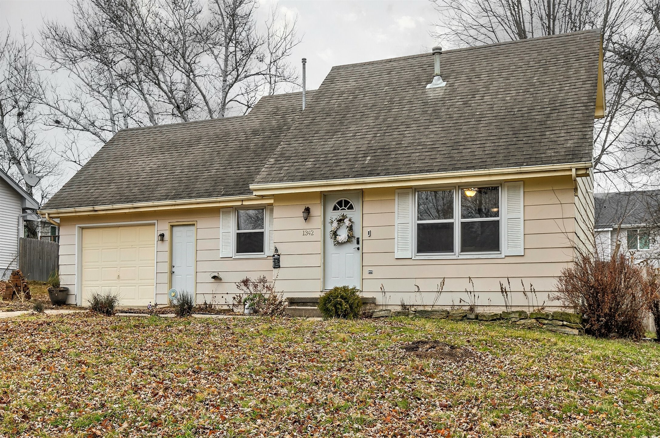 Property Photo:  1342 Hunter Drive  IA 50211 