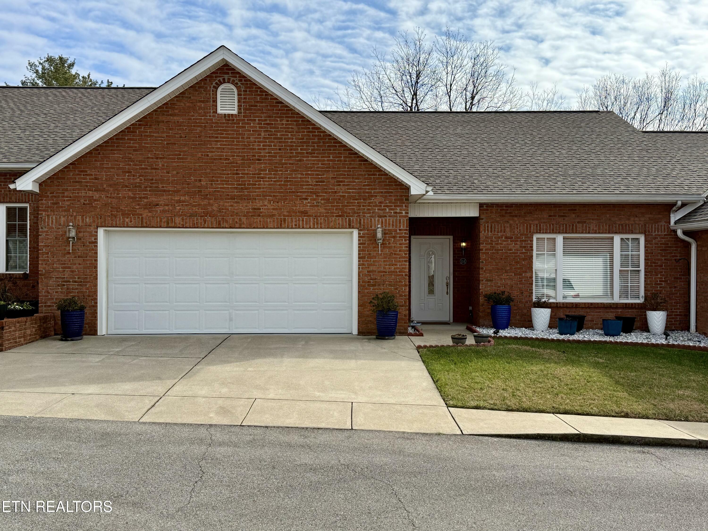 Property Photo: 114 Southridge Dr TN 37743