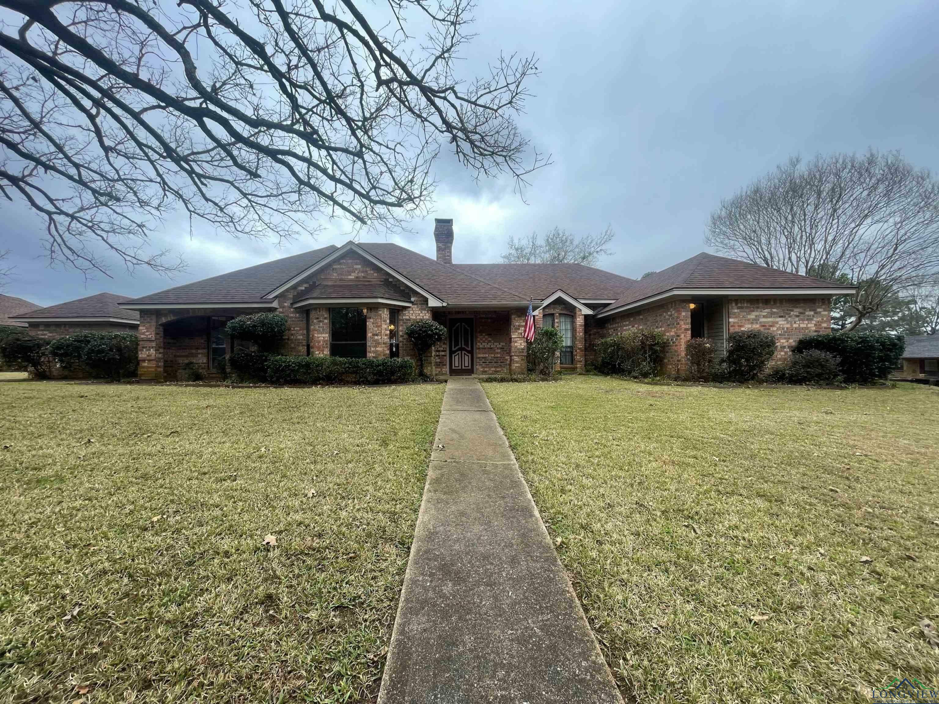 Property Photo:  1307 Spring Tree Ln  TX 75662 