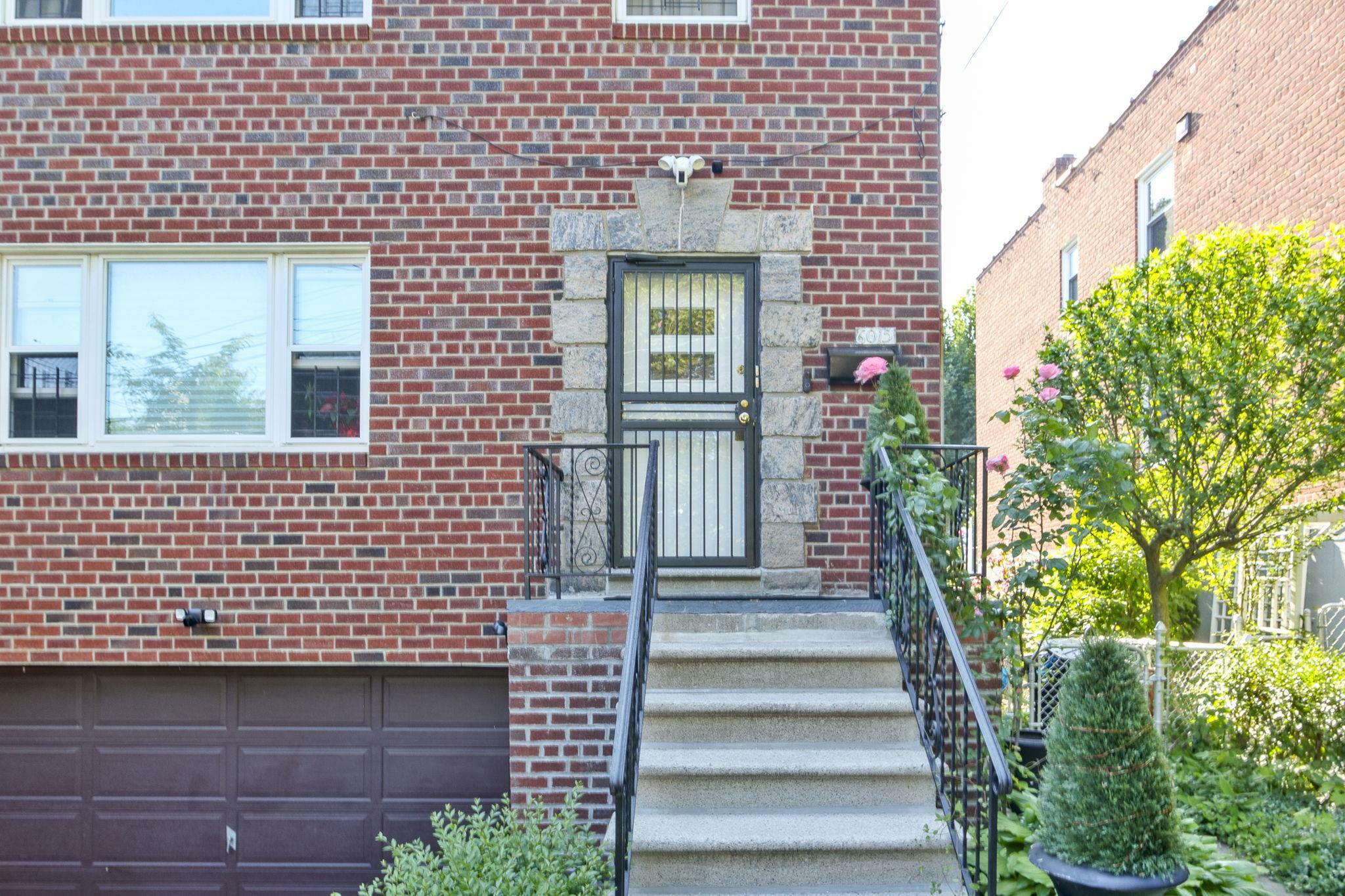 Property Photo:  6015 Fieldston Road  NY 10471 