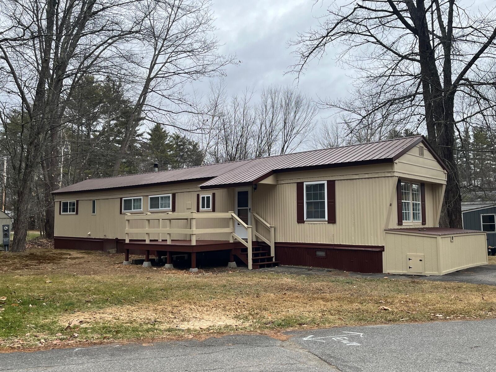 Property Photo:  20 Hawk Way  ME 03903 