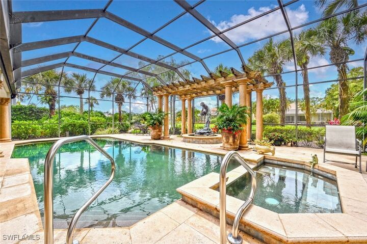481 Crestwood Lane  Naples FL 34113 photo