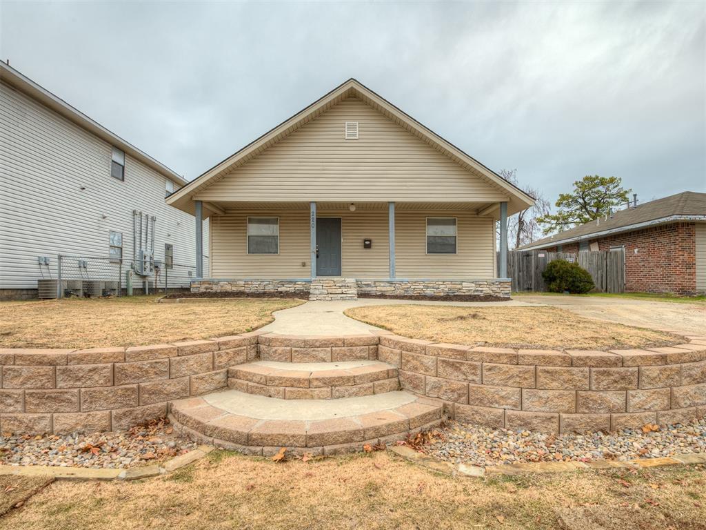 Property Photo: 220 N Market Avenue OK 74801