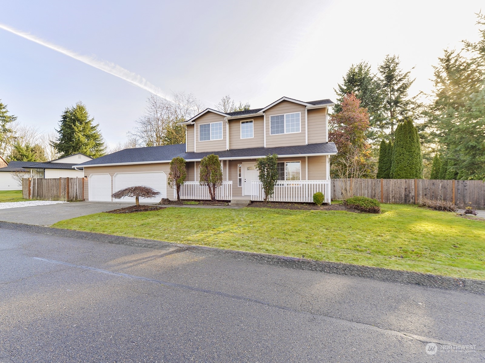 Property Photo:  10824  235th Avenue Ct E  WA 98321 