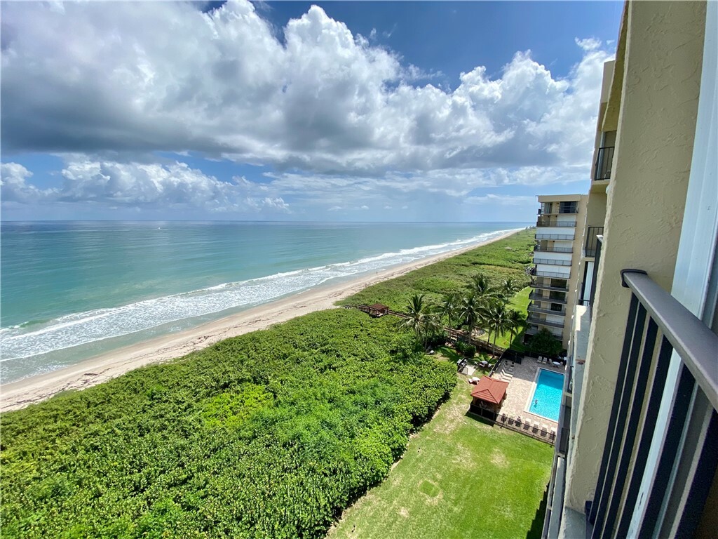 Property Photo:  4250 N Hwy Highway A1a 1104  FL 34949 