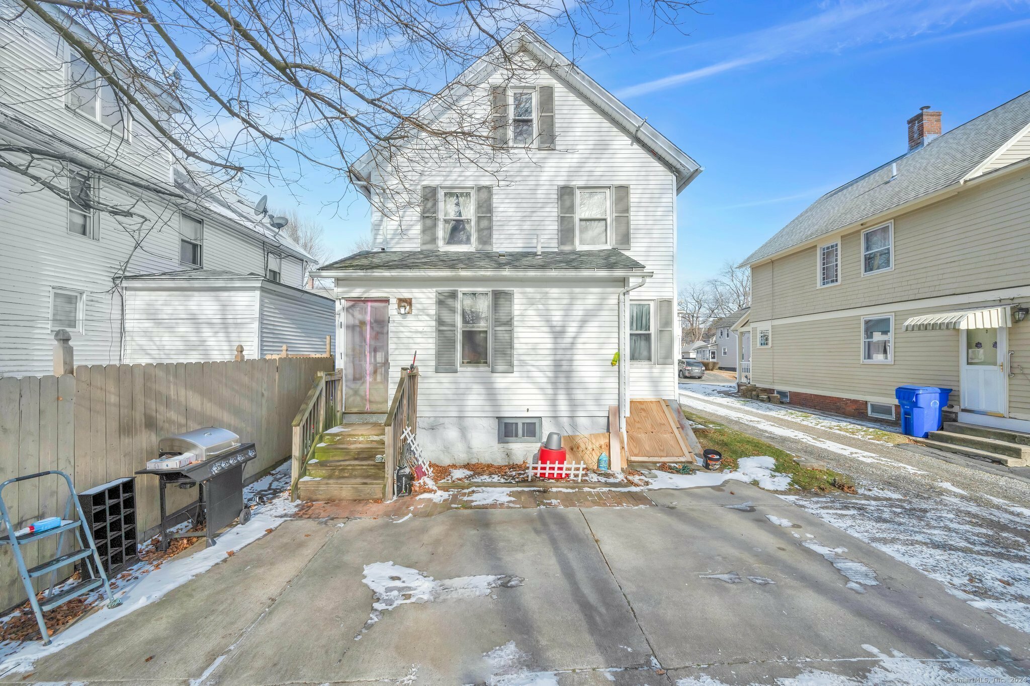 Property Photo:  92 Calhoun Street  CT 06790 