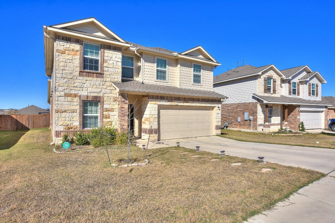 Property Photo:  512 Warlander Way  TX 78626 