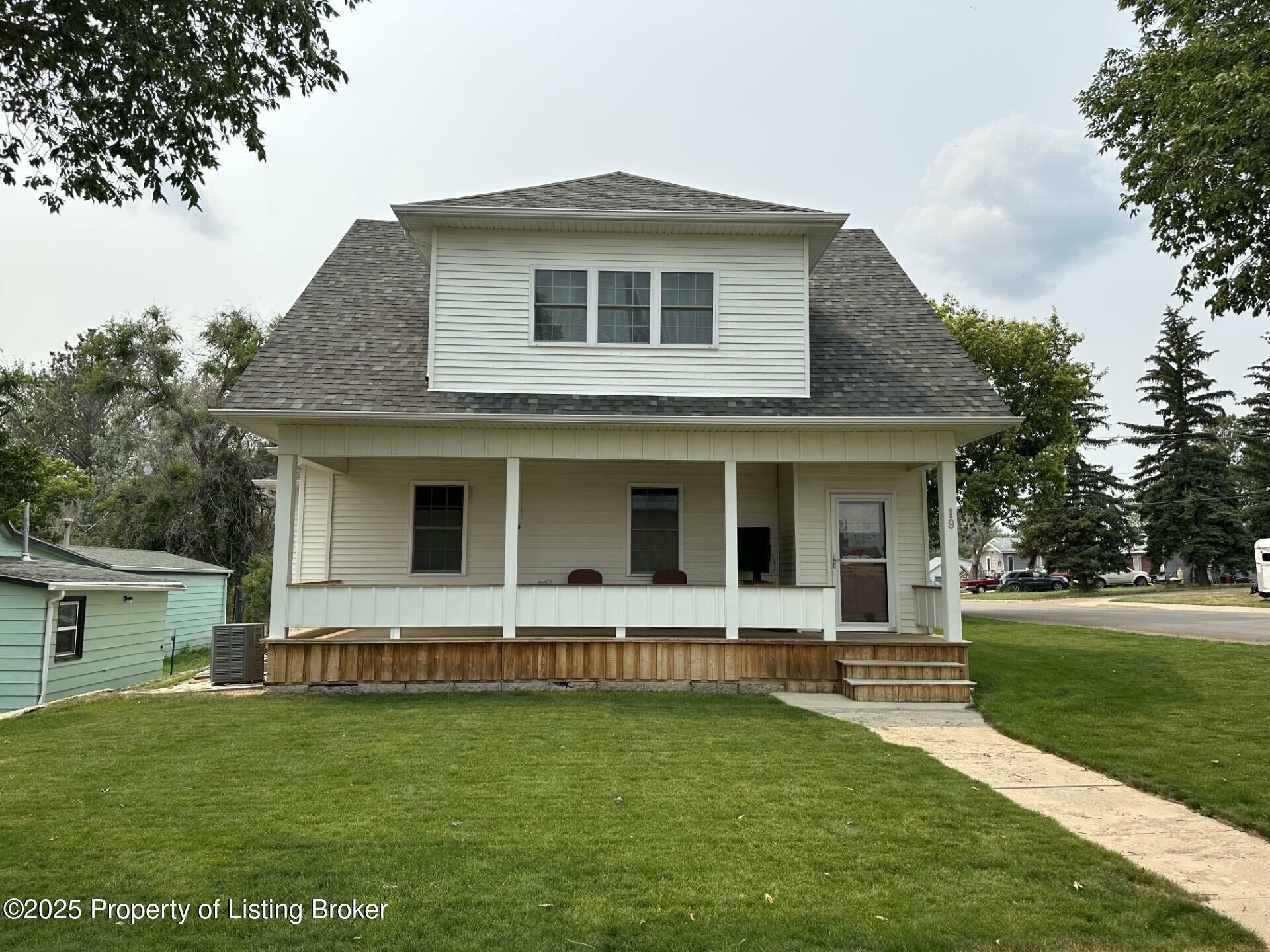 19 2nd Avenue NW  Bowman ND 58623 photo