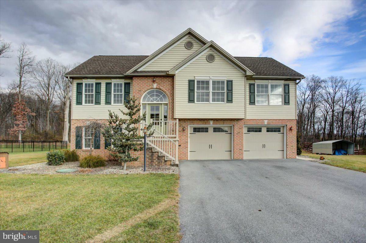 Property Photo:  1745 Raven Drive  PA 17202 