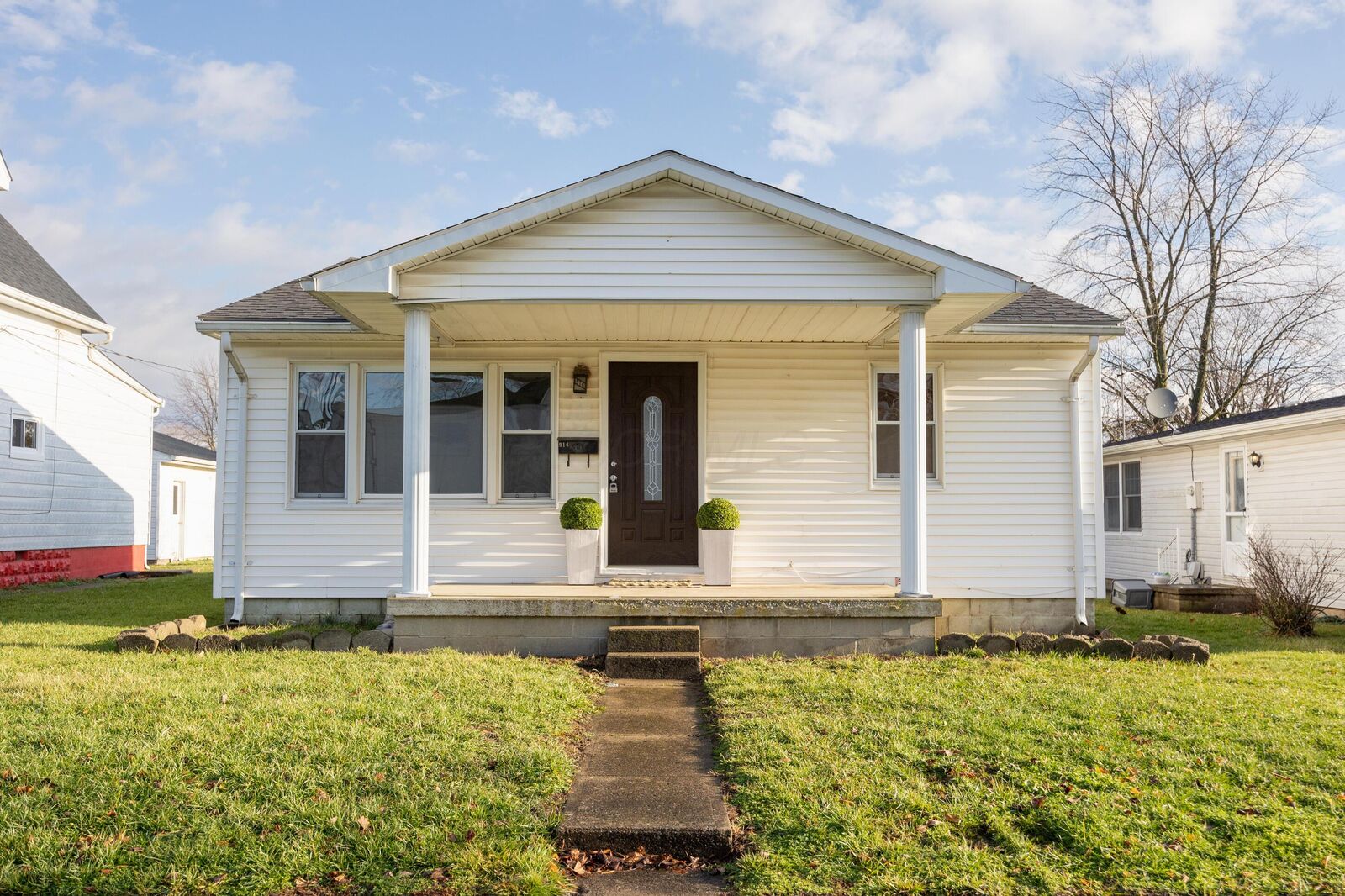 Property Photo:  914 S North Street  OH 43160 