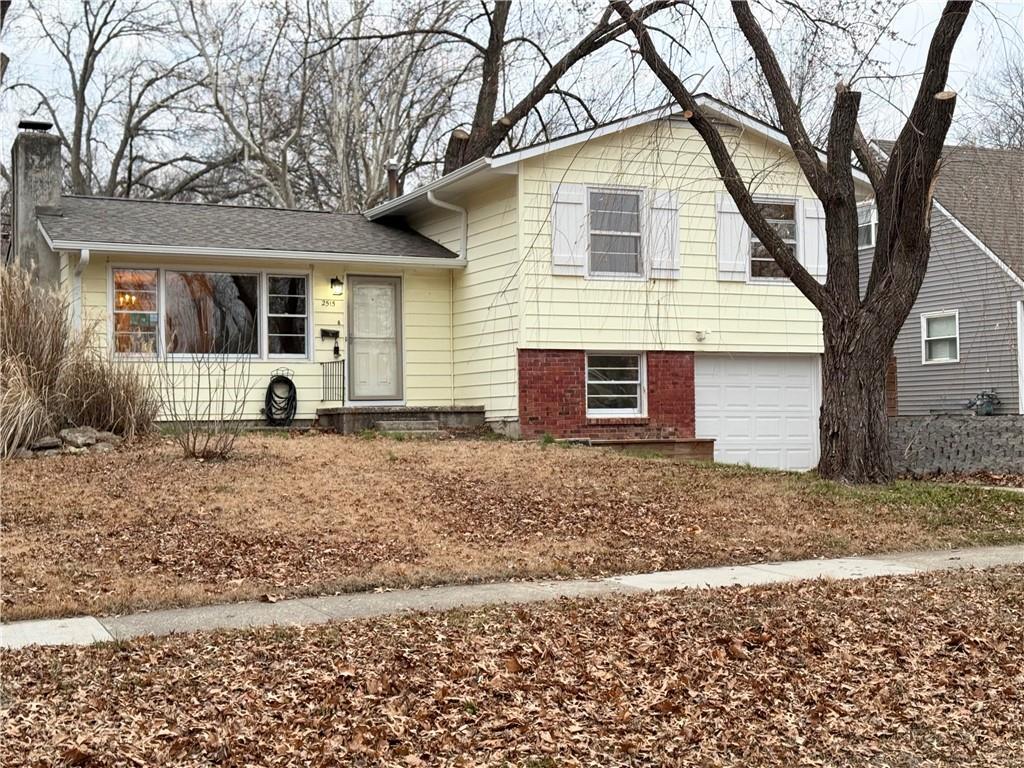 Property Photo:  2515 Belle Haven Drive  KS 66046 