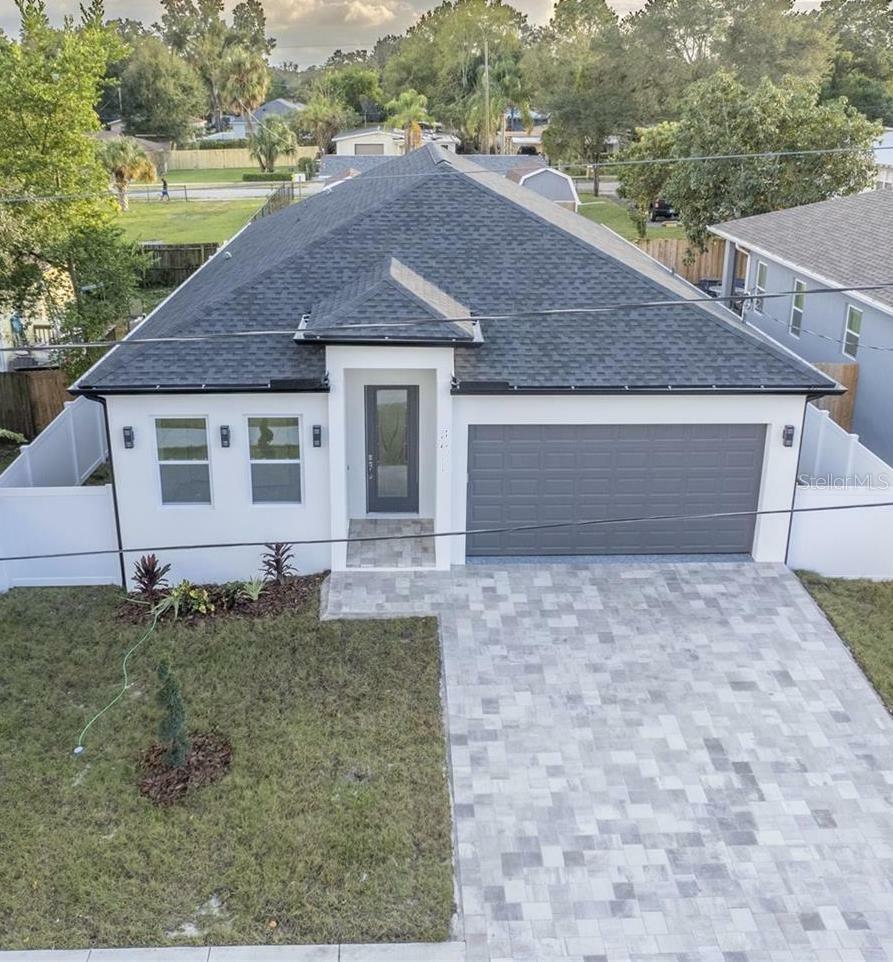 Property Photo:  3422 E Powhatan Avenue  FL 33610 