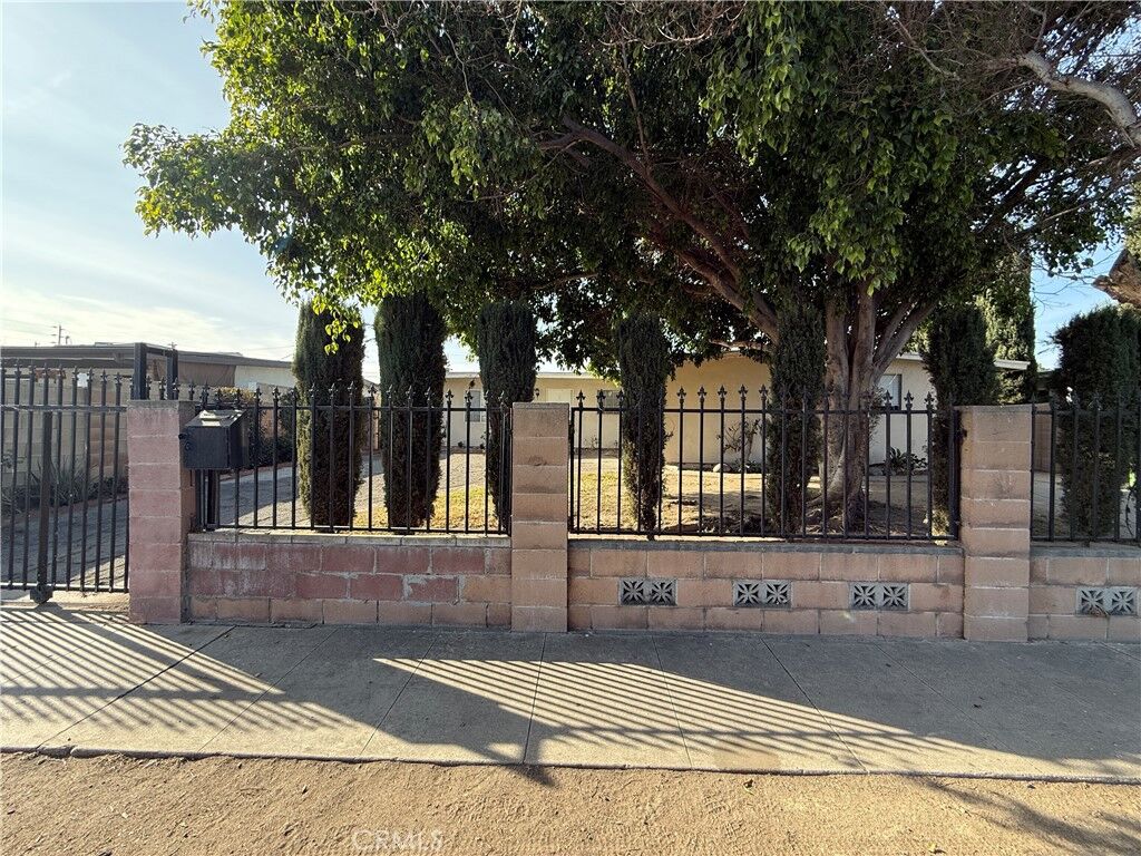 Property Photo:  11177 Tamarack Avenue  CA 91331 